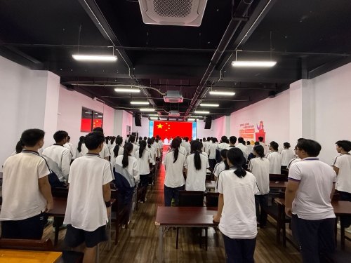 温州市轻工职业学校2024学年第二学期期末表彰大会圆满举行